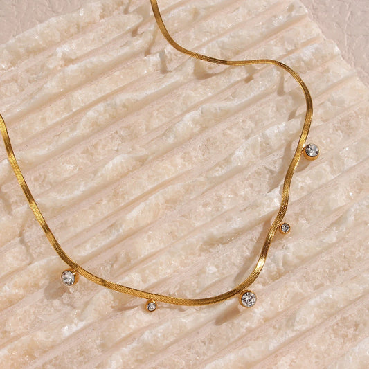 Lustre Charm Herringbone Choker